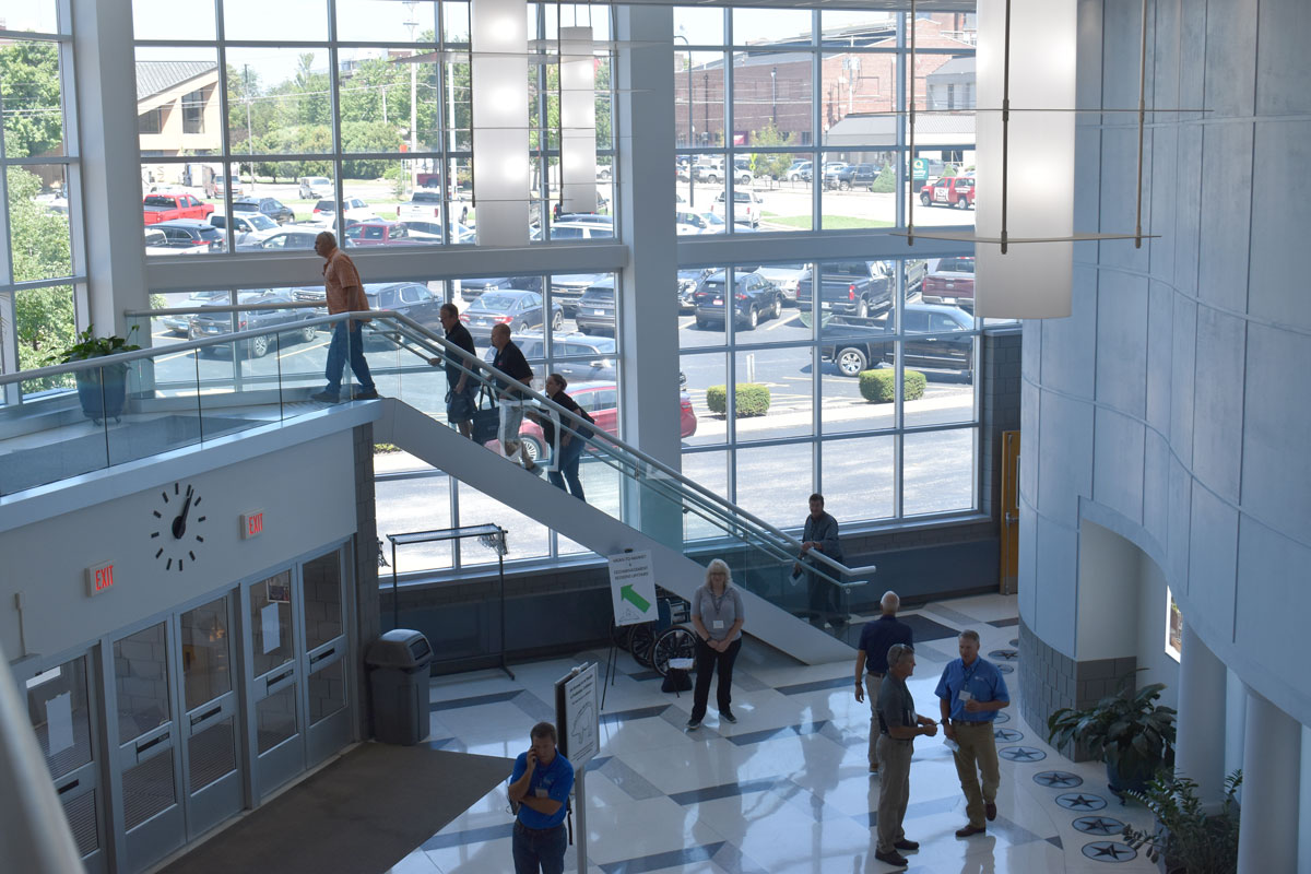 Facility Overview Oakley Lindsay Center